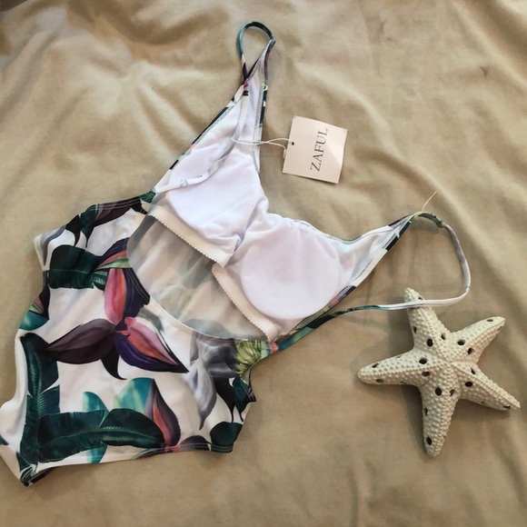 Zaful swimsuit jungle print Large fits like medium - Picture 2 of 4